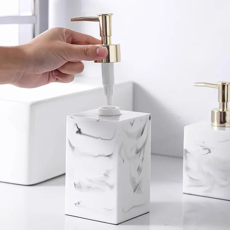 Бутылка дезинфицирующего средс – обзор и цена Soap Making Pot
