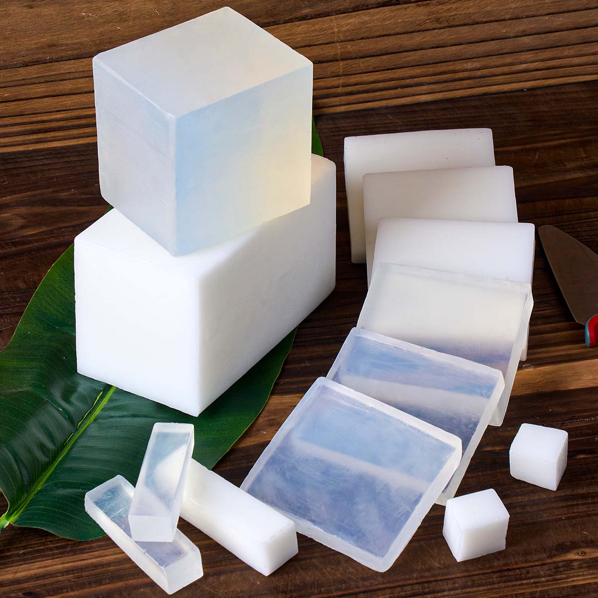 Коробка 1000 г, прозрачное бел – обзор и цена Soap Making Ingredients